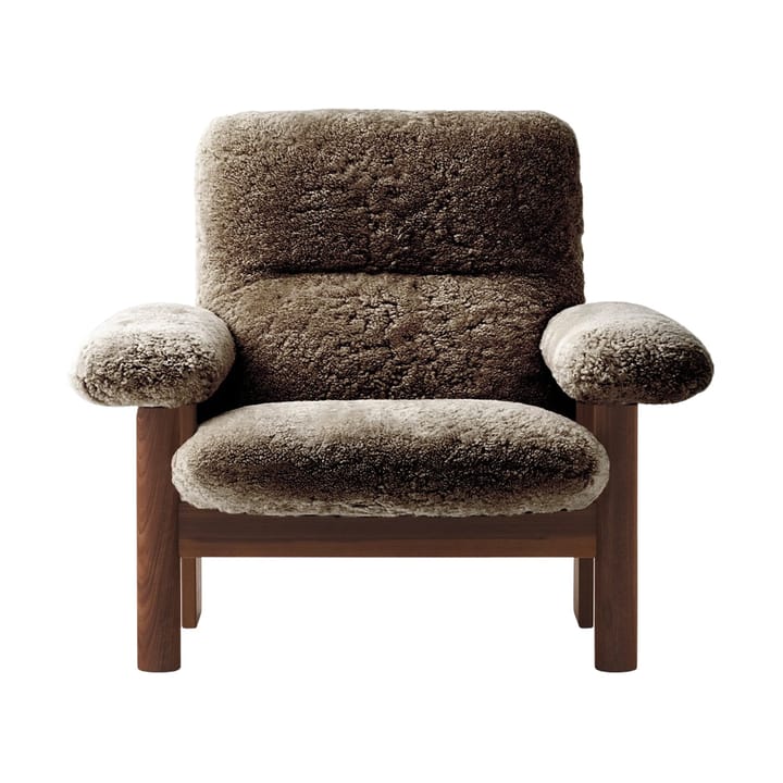 Sillón Brasilia, Dark oak-Sahara sheepskin curly Audo Copenhagen