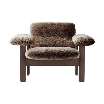 Sillón Brasilia low back - Dark oak-Sahara sheepskin curly - Audo Copenhagen