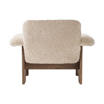 Sillón Brasilia low back - Walnut-Nature sheepskin curly - Audo Copenhagen