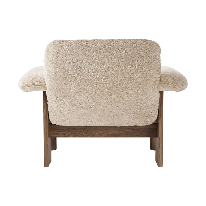 Sillón Brasilia low back, Walnut-Nature sheepskin curly Audo Copenhagen