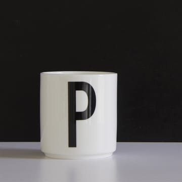 Taza con letra Design Letters - P - Design Letters