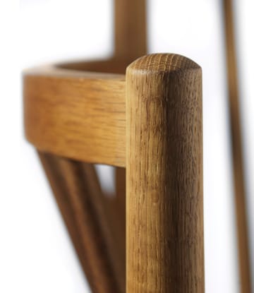 Silla con reposabrazos J82 - Smoked oak oiled-nature - FDB Møbler