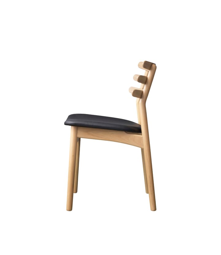 Silla J48 - Oak nature lacquered-black leather - FDB Møbler