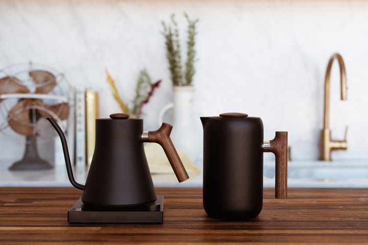 Cafetera de prensa Clara 70,9 cl, Matte black-walnut Fellow