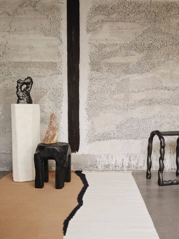 Alfombra Soil Kelim - Dark sand-off white, 140x200 cm - ferm LIVING