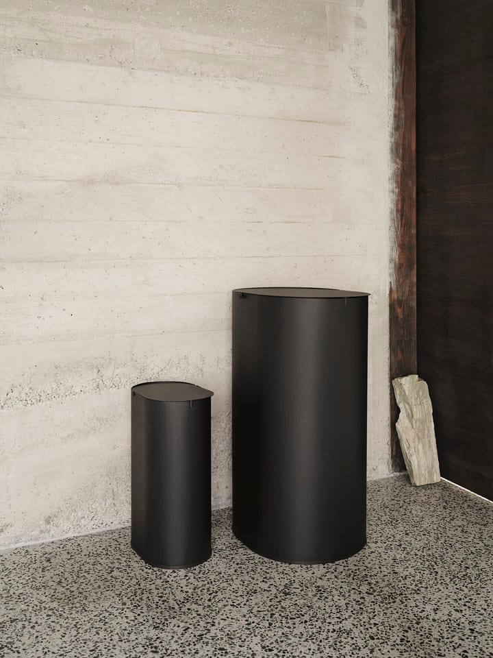 Cubo de basura Enkel large - Black - ferm LIVING