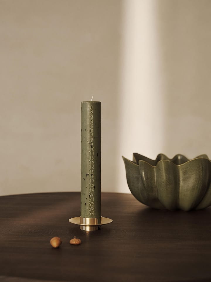 Vela de calendario Mura - Artichoke green - ferm LIVING