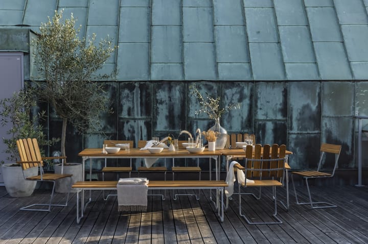 Mesa de comedor B31 84 , Roble aceitado - estructura galvanizada en caliente Grythyttan Stålmöbler