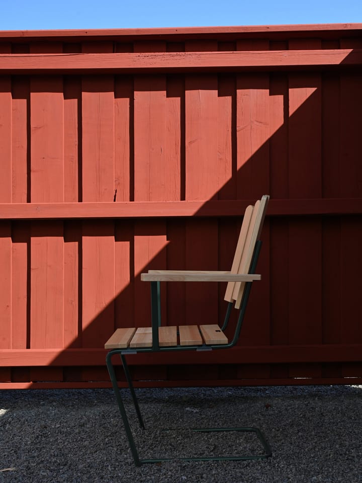 Sillón A2, Oiled pine-green base Grythyttan Stålmöbler