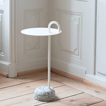 Mesa auxiliar Bowler - Cream white-granite - HAY