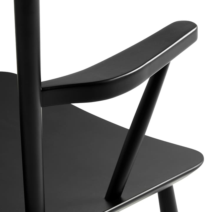 Silla con reposabrazos J42, Black lacquered beech HAY