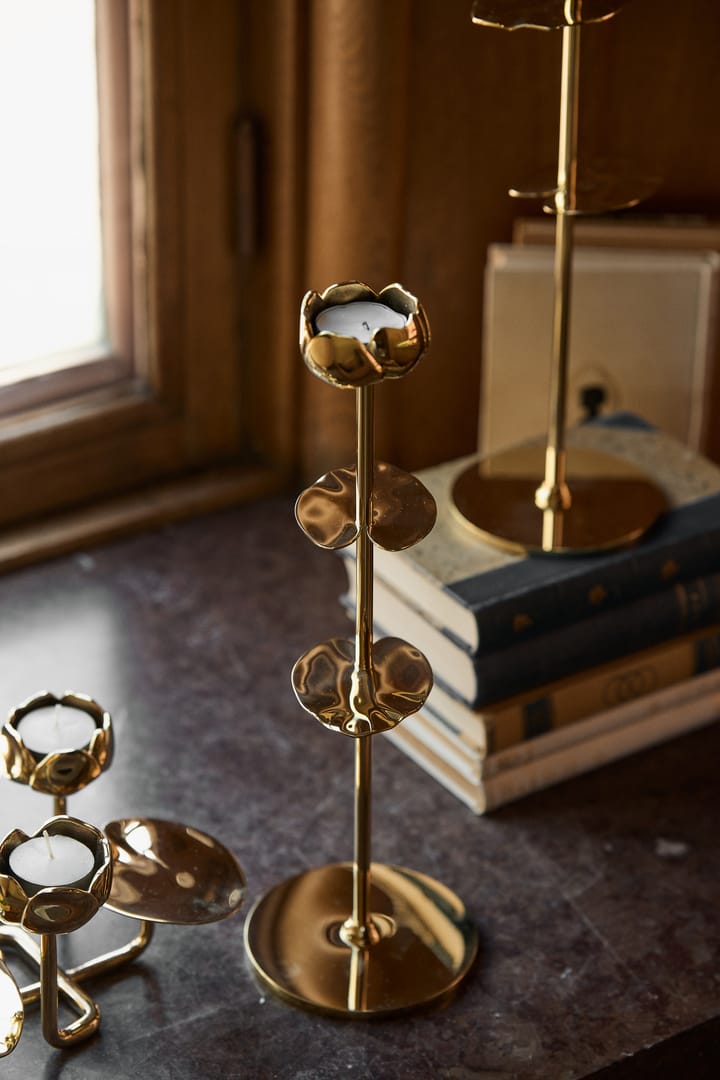 Candelabro Ninfea Alta 35 cm, Latón Hilke Collection