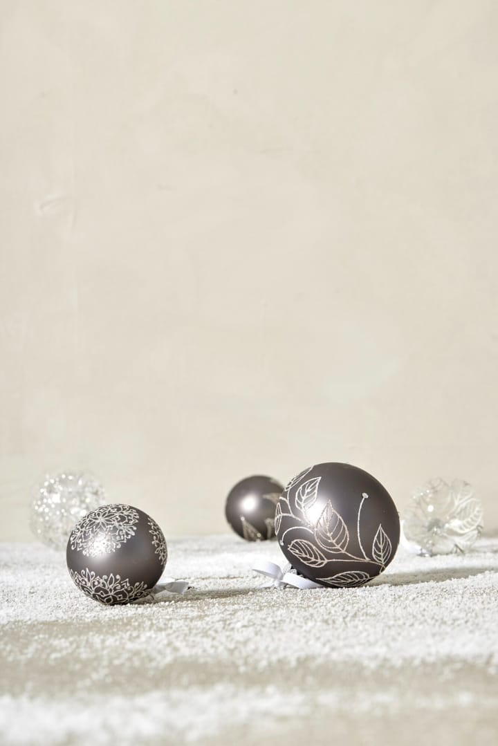 Bola de Navidad Cadelia Ø6 cm - Gris oscuro, copo de nieve - Lene Bjerre