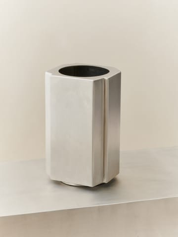 Maceta Funki S 36 cm - Brushed Aluminium - Louise Roe