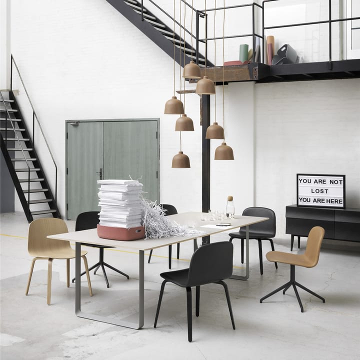 Mesa 70/70 255x108 cm, Oak veener-Plywood-Black Muuto