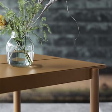 Mesa de acero Linear steel table 140 cm - Burnt orange - Muuto