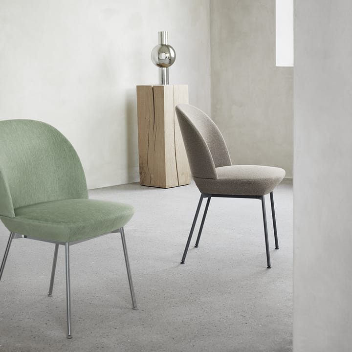 Silla auxiliar Oslo tapizada en tela, Twill weave 530-Chrome Muuto