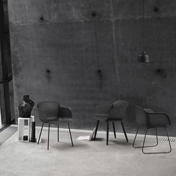 Silla Fiber chair con reposabrazos - negro - Muuto