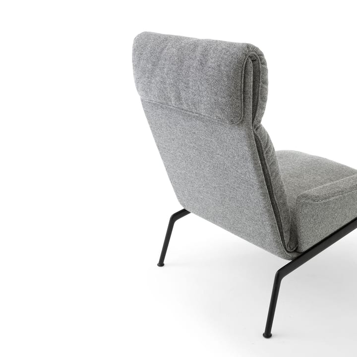 Sillón lounge Muno LN17 High back, Warm black-Hallingdal 0126 &Tradition