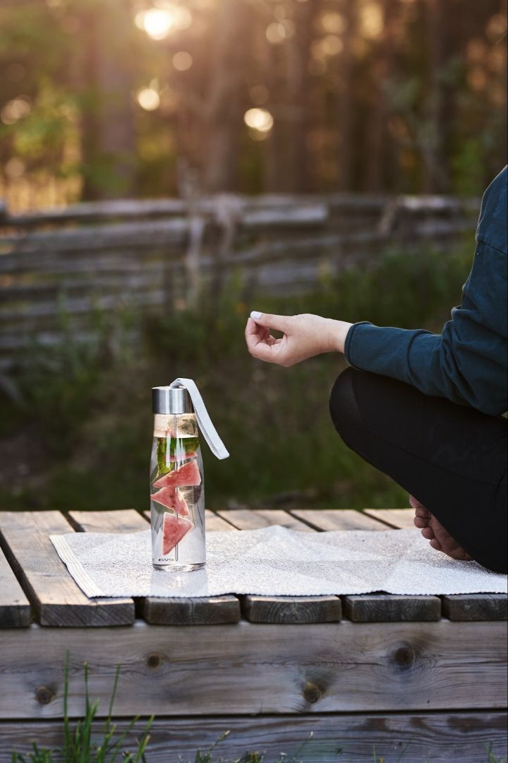 Consejo de la bucket list: despiértate pronto y haz yoga.