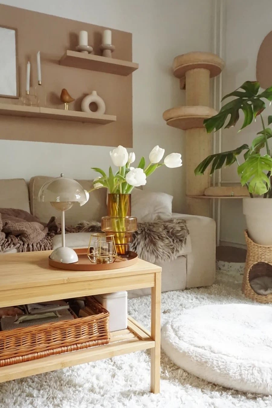 Boho y otros estilos de interiorismo: aquí puedes ver el salón de estilo boho de la usuaria de Instagram @tami.gro92.