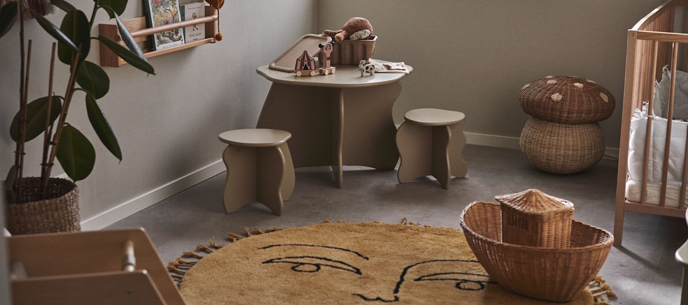 Decorar habitaciones infantiles debe ser alegre e inspirador. Con nuestros consejos será más fácil y divertido crear una habitación infantil en la que los más pequeños puedan disfrutar.